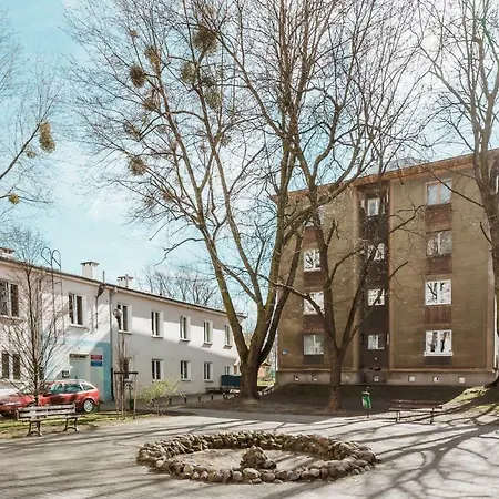 Rent Like - Aleja Solidarnosci 101a Lejlighed